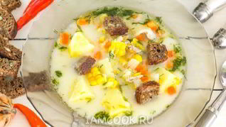 Сырный суп с гренками