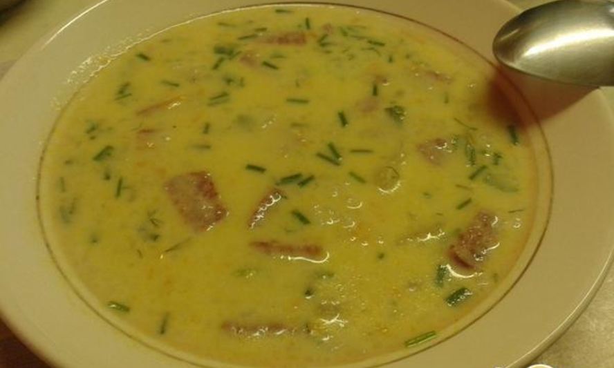 Рецепт сырного супа с колбасой