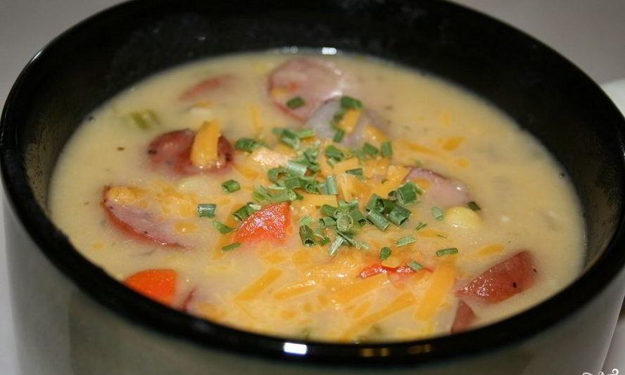 Рецепт сырного супа с копченой колбасой