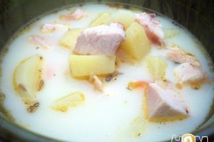 Сырный суп с копченой курицей