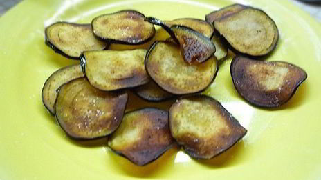 томатный суп с брокколи и кальмарами