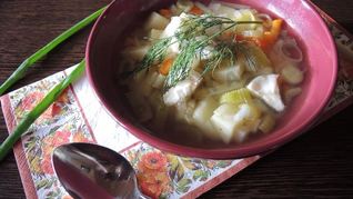 Рыбный суп уха из минтая