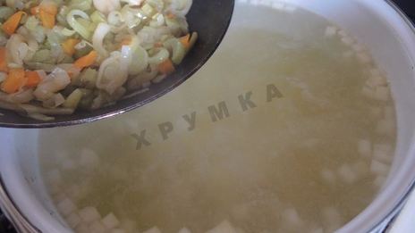 рыбный суп уха из минтая