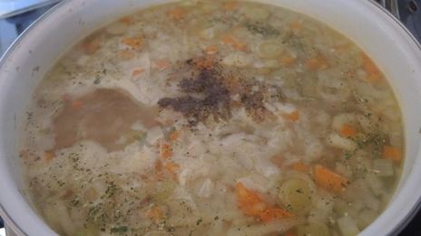 рыбный суп уха из минтая