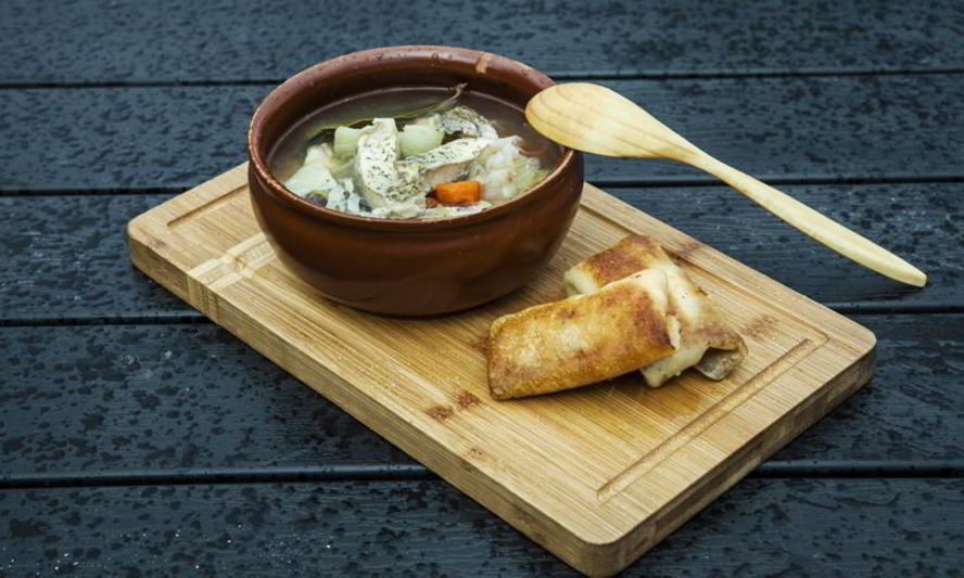 Рецепт щучьей ухи с блинчиками