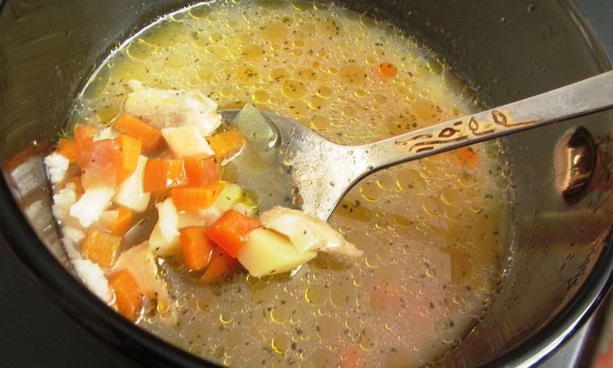 Рецепт ухи из форели по-питерски