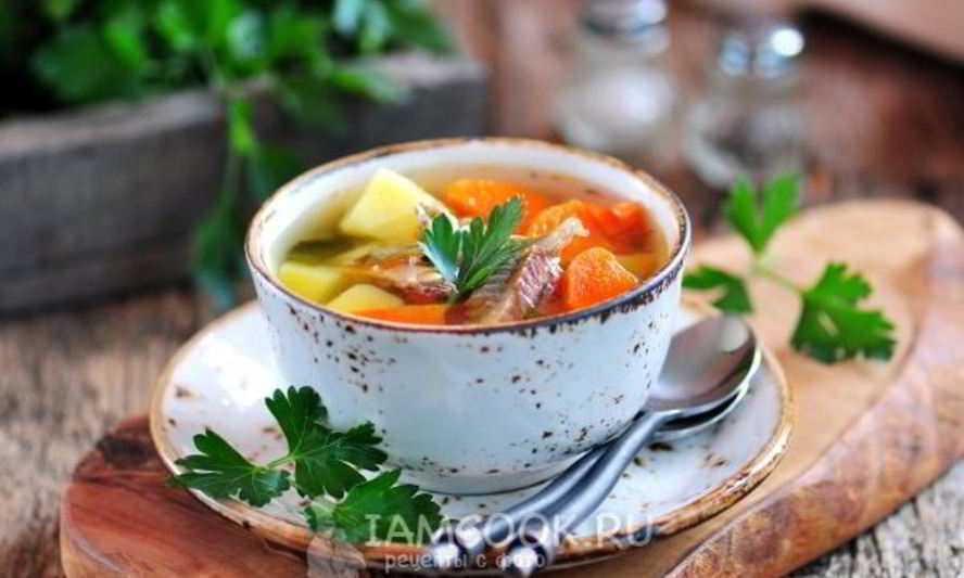 Рецепт ухи из консервированной сайры