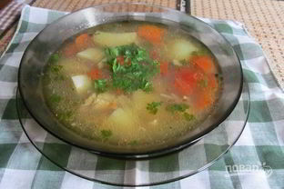 Уха на курином бульоне