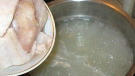 уха с пшеном