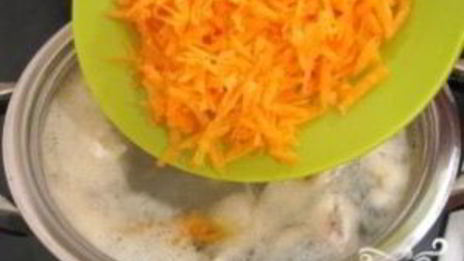 уха с пшеном