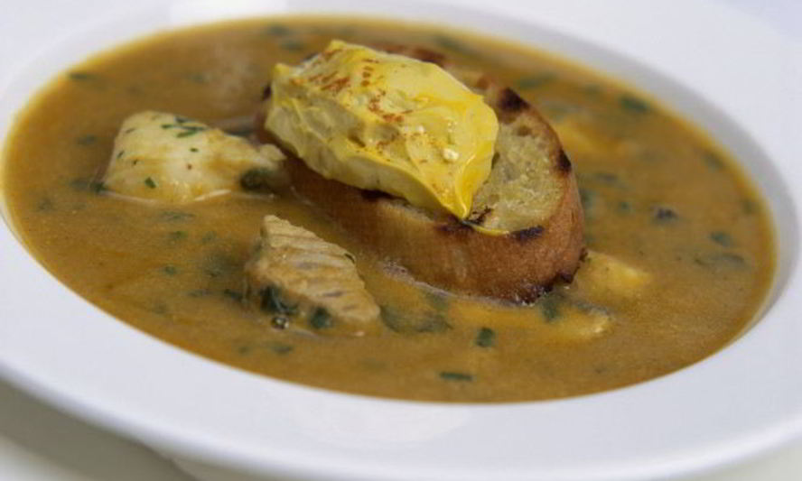 Рецепт вкусной ухи из сайры