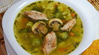 Весенний суп с замороженными овощами и рисом