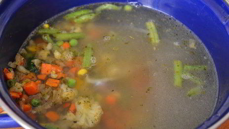 весенний суп с замороженными овощами и рисом