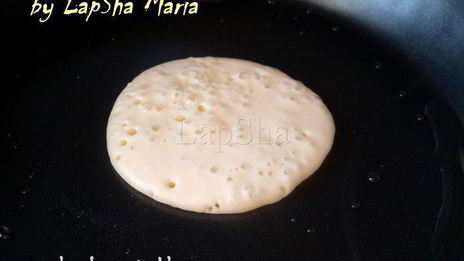 арабские блинчики катаеф с творожно-ежевичной начинкой