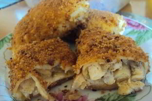 Блинчики с начинкой из курицы и капусты