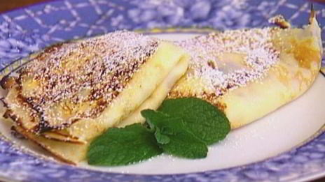 блинчики с творогом, изюмом и апельсиновой цедрой