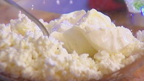 блинчики с творогом, изюмом и апельсиновой цедрой