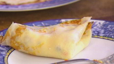 блинчики с творогом, изюмом и апельсиновой цедрой