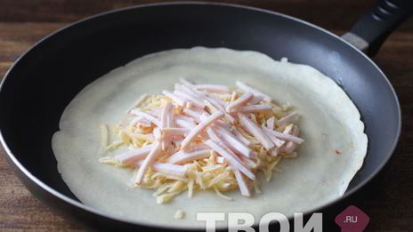 блинчики с ветчиной и сыром