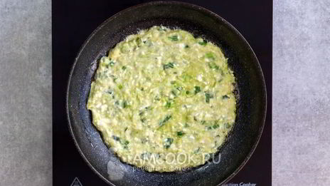 блины из кабачков с сыром и зеленью