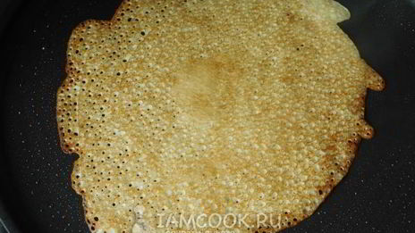 блины на кефире с кипятком