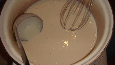 блины с копченым кальмаром и овощами