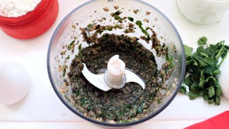 мини-блины со шпинатом и грибами