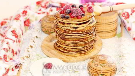 панкейки с хурмой и маком