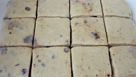 булочки игры с тестом