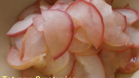 булочки с корицей и яблоками