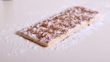 булочки с корицей из готового дрожжевого теста