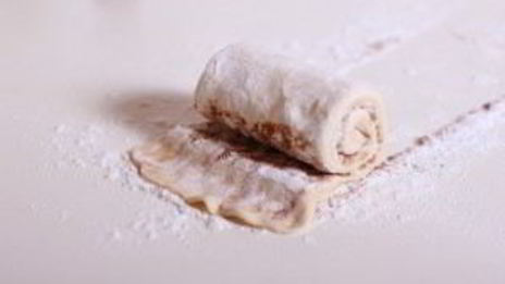 булочки с корицей из готового дрожжевого теста