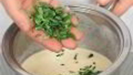 булочки с зеленым луком и ветчиной