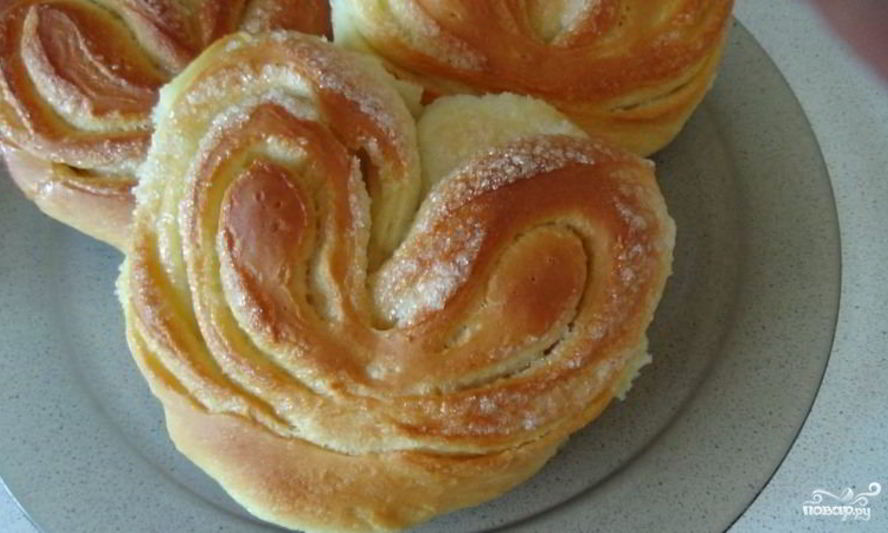 Рецепт булочек-сердечек с сахаром