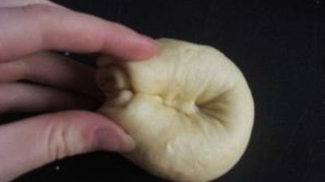 булочки-сердечки с сахаром