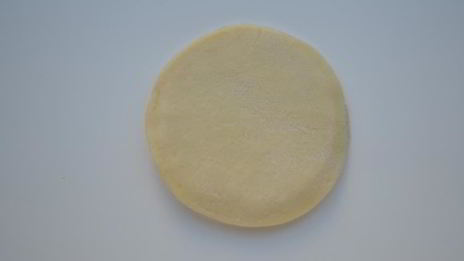 булочки-тюльпаны с колбасой