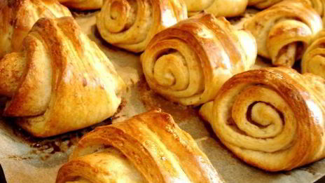 финские коричные плюшки