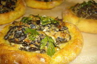 Мини-ватрушки с паштетом