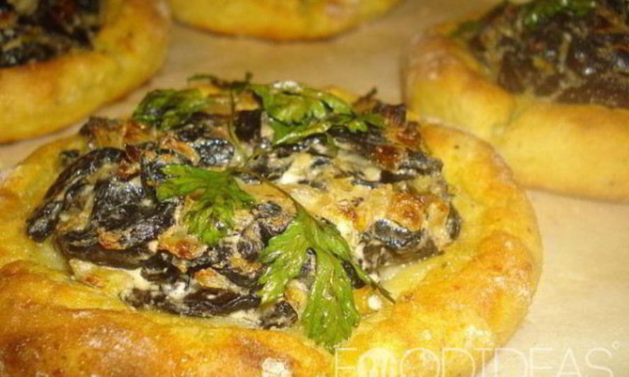 Рецепт мини-ватрушек с паштетом