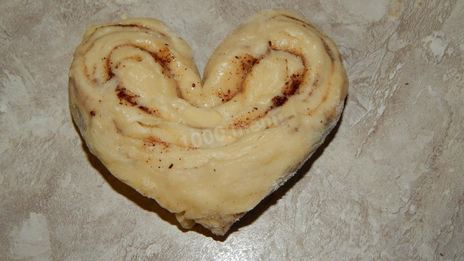 плюшки с корицей и сахаром