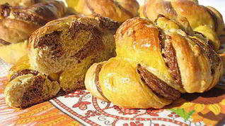 Трехцветные булочки