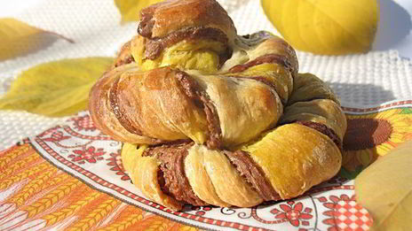 трехцветные булочки