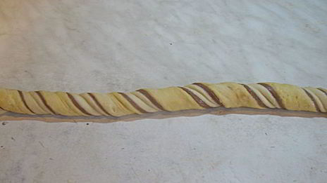 трехцветные булочки