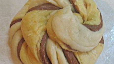 трехцветные булочки