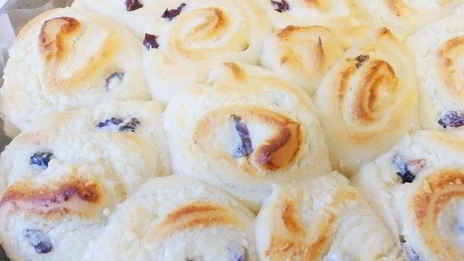 творожные ватрушки под сливками