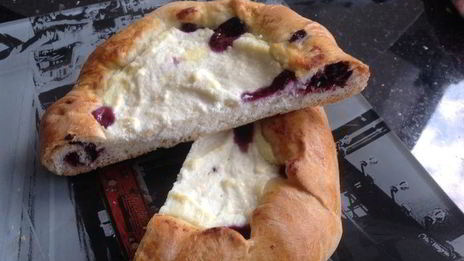 ватрушки с сюрпризом