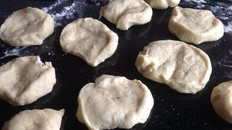 ватрушки с сюрпризом