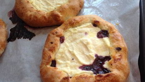 ватрушки с сюрпризом