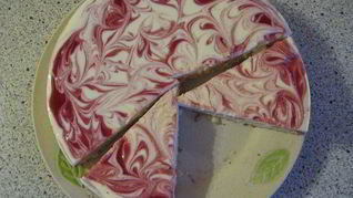 Чизкейк с клубникой