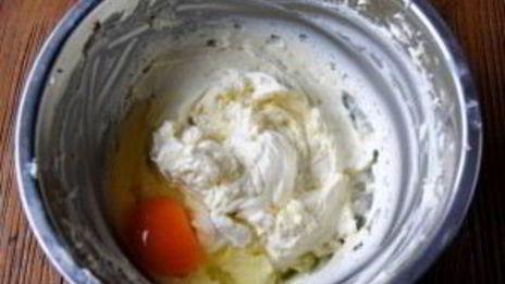 шоколадный чизкейк с вишней